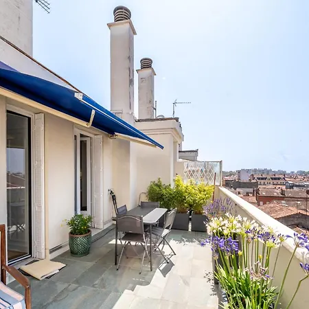 Jeanne D'arc Terrasse