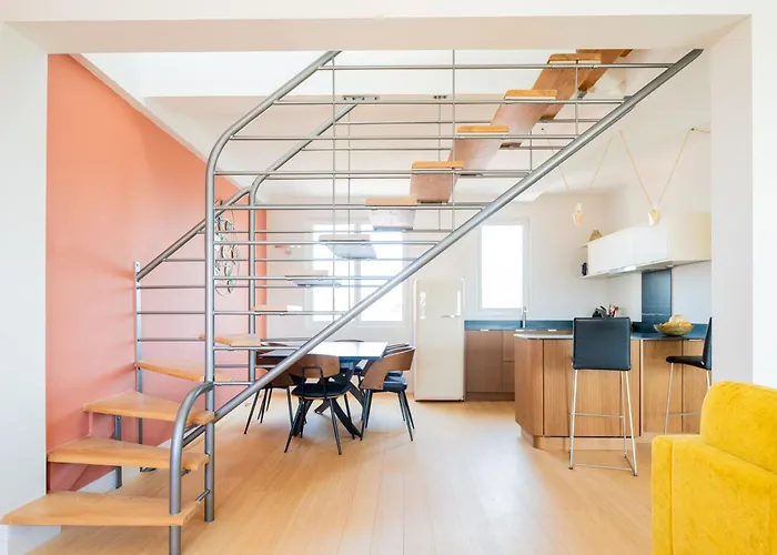 Jeanne D'arc Terrasse 아파트