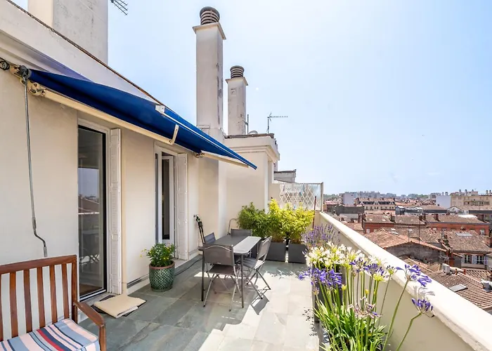 Jeanne D'arc Terrasse