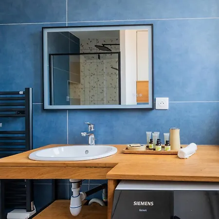 Jeanne D'arc Terrasse *